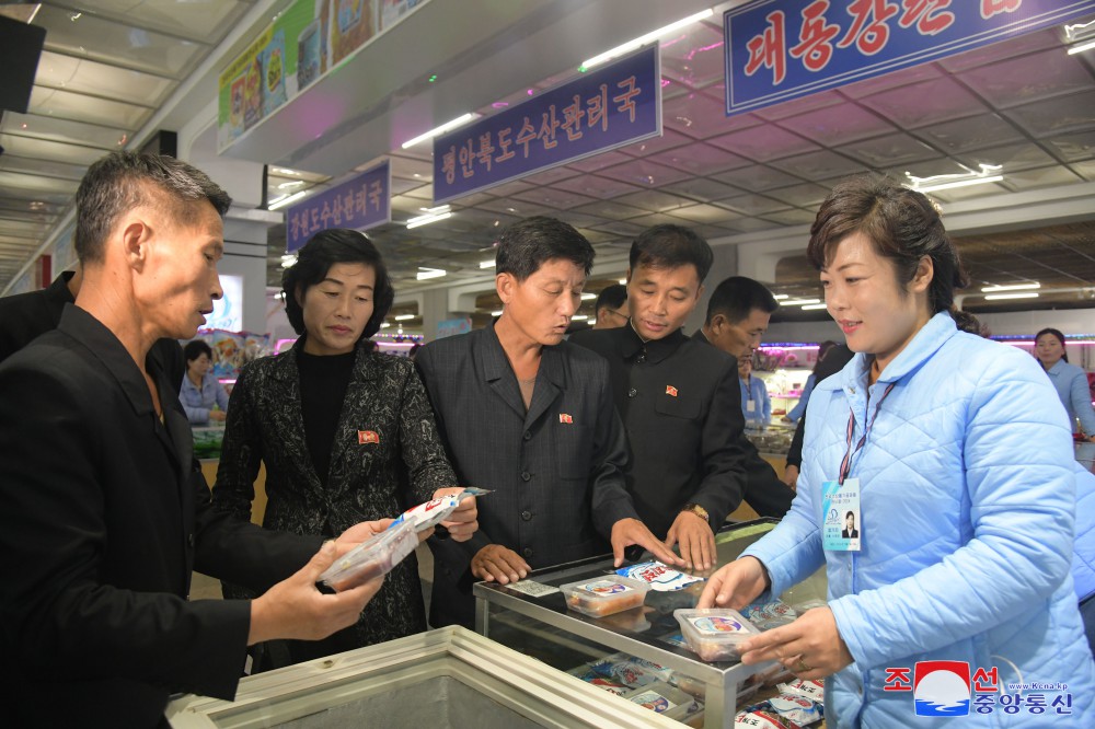 Exhibition of Processed Marine Products Opens in DPRK