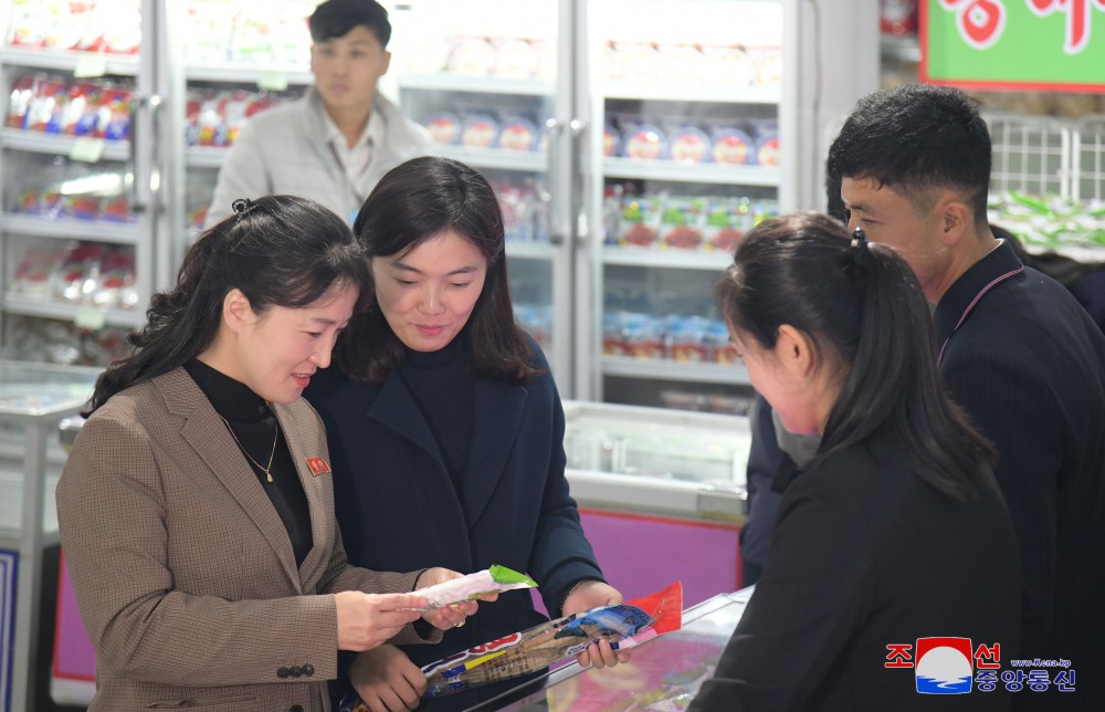 Exhibition of Processed Marine Products Opens in DPRK