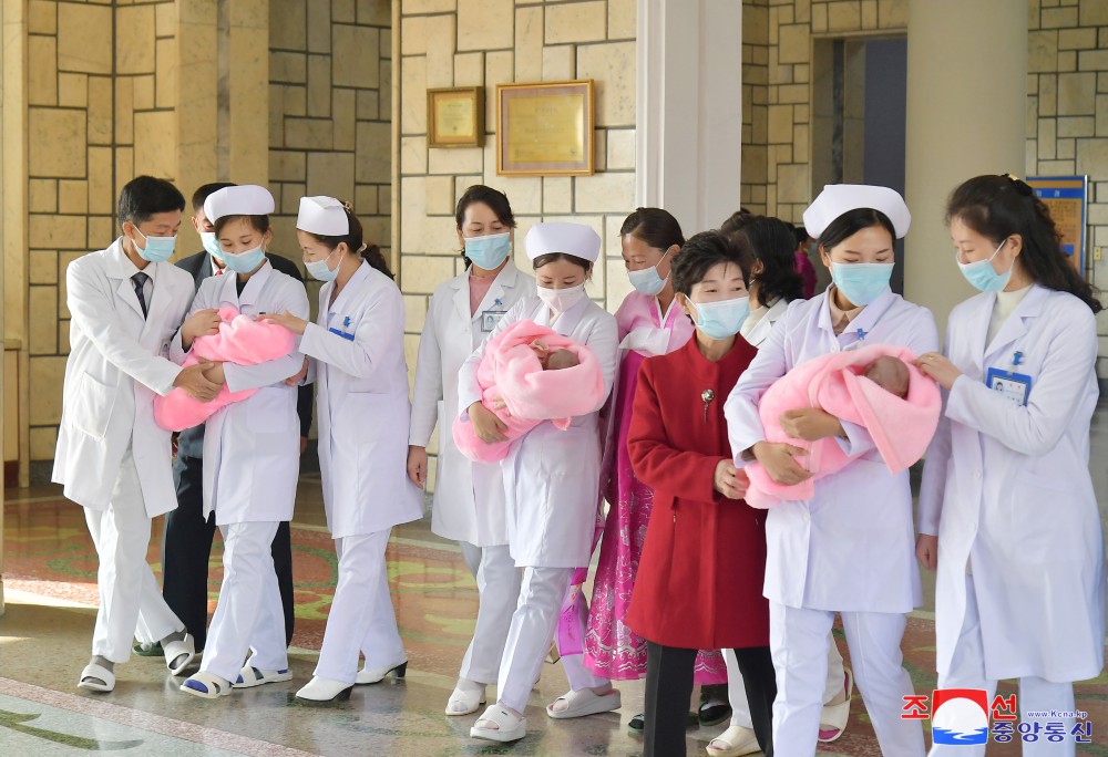 549th Triplets Born at Pyongyang Maternity Hospital in DPRK