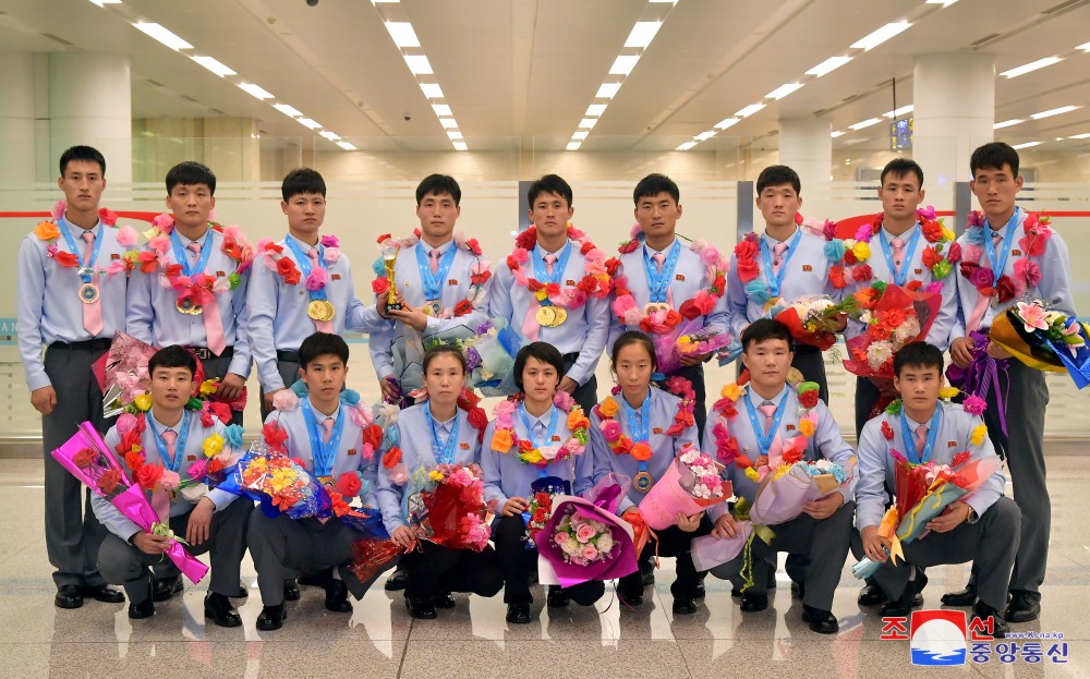 DPRK Taekwon-Do Players Return Home