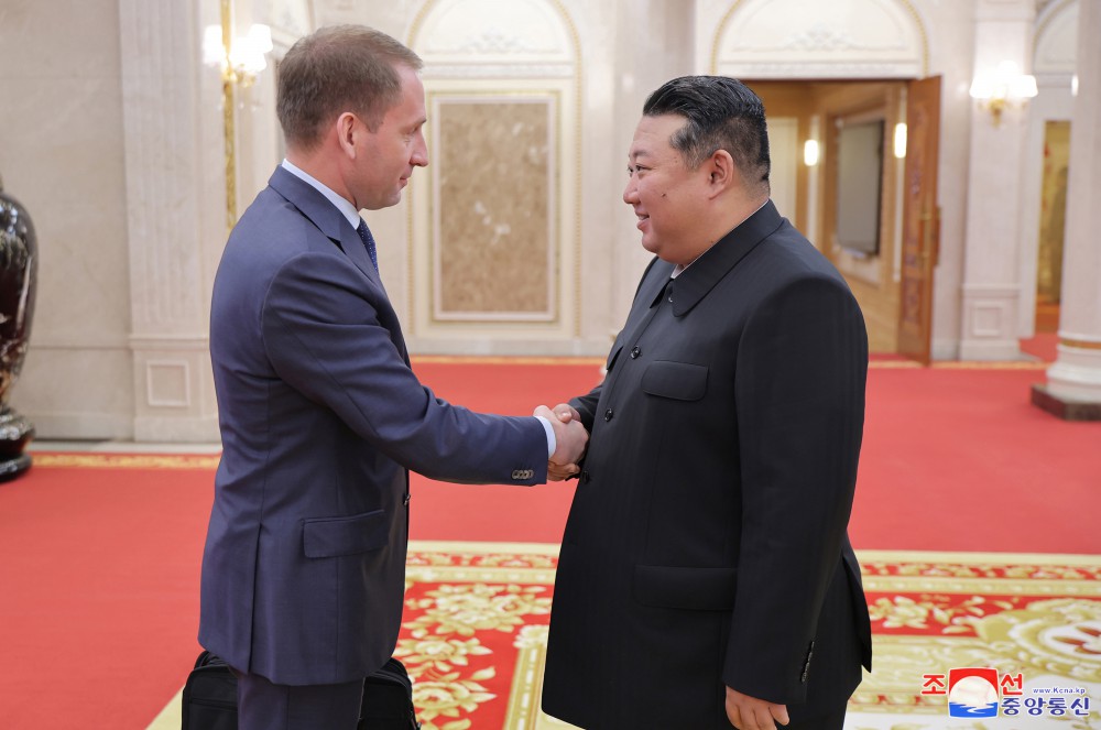 Respected Comrade Kim Jong Un Meets Minister of Natural Resources and Ecology of Russian Federation Alexandr Kozlov