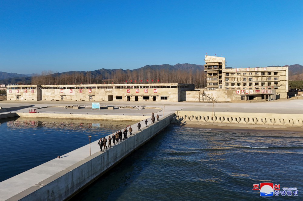 Respected Comrade Kim Jong Un Inspects Sinpho City Offshore Farm in South Hamgyong Province under Construction