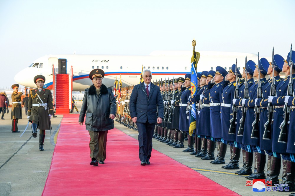 Military Delegation of Russian Federation Arrives in Pyongyang