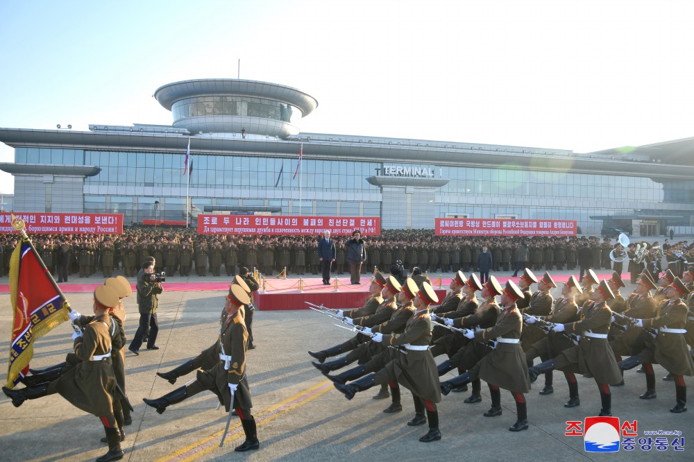 Military Delegation of Russian Federation Arrives in Pyongyang