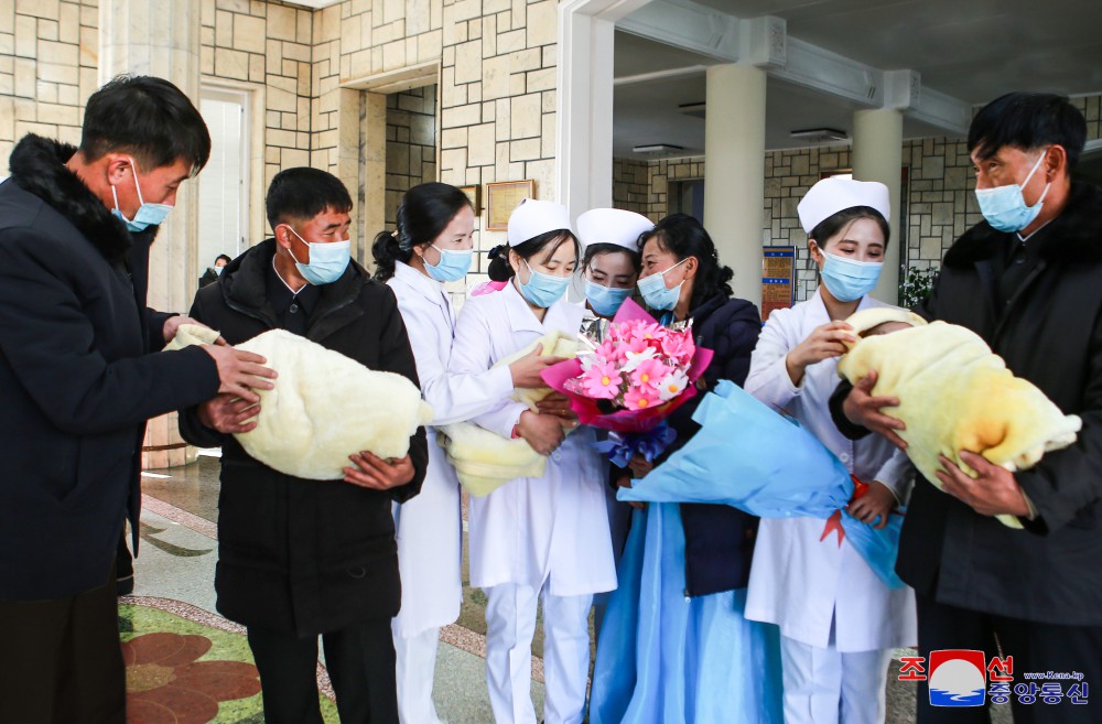 Triplets Leave Pyongyang Maternity Hospital