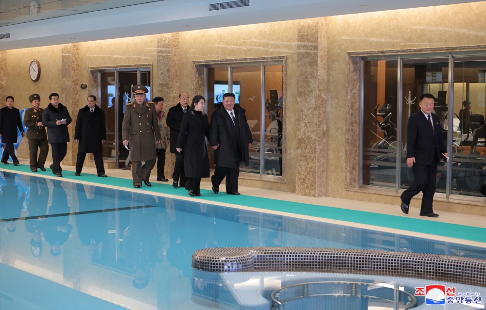 Respected Comrade Kim Jong Un Inspects Service Facilities in Kalma Coastal Resort