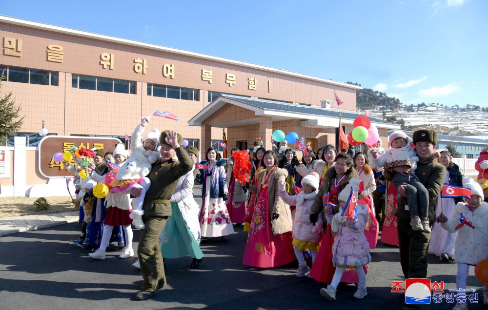 Regional-industry Factories Inaugurated in Tongsin County of DPRK