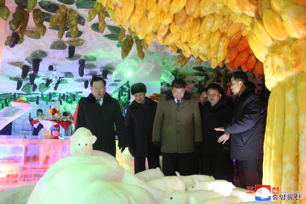 Ice Sculpture Festival Goes on in DPRK