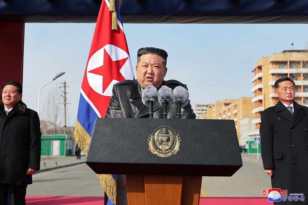 Respected Comrade Kim Jong Un Makes Speech at Groundbreaking Ceremony of Hospital and Leisure Complex in Kangdong County for Regional Development 20×10 Policy