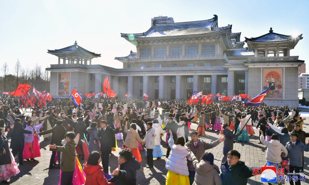 Dancing Parties of Youth and Students Held in DPRK