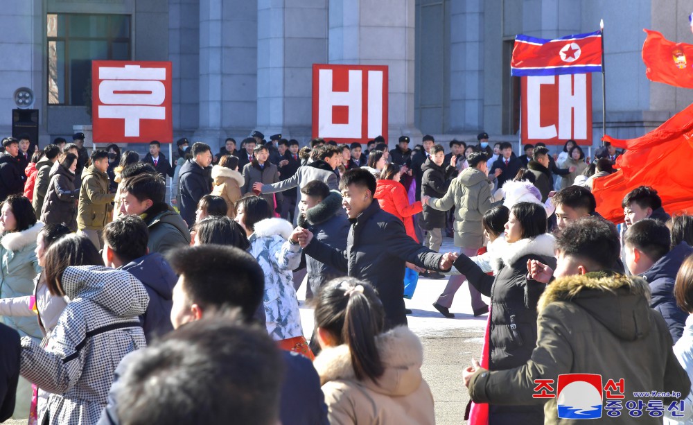 Dancing Parties of Youth and Students Held in DPRK