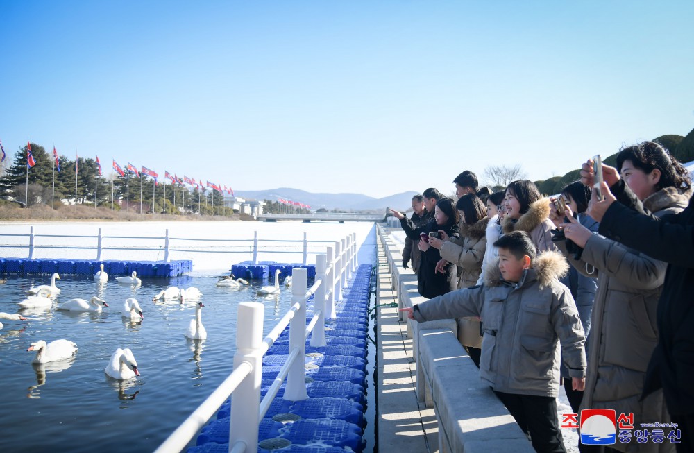 KPA Founding Anniversary Celebrated in DPRK