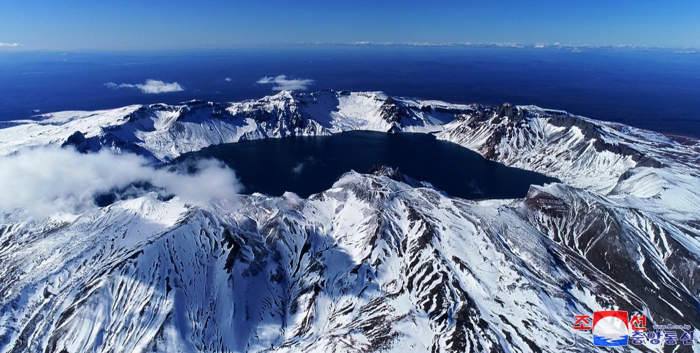 Peaks of Mt Paektu Representing Mountain Beauty