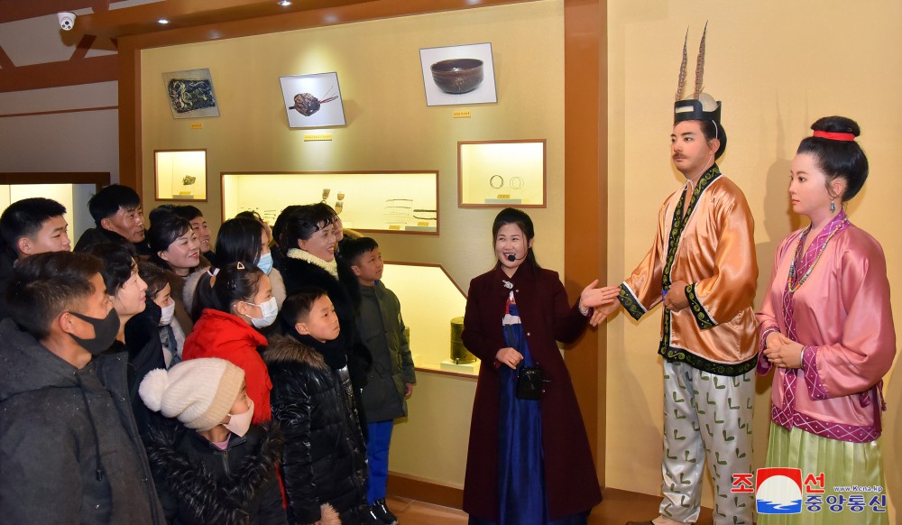 各地で小正月を楽しく過ごす