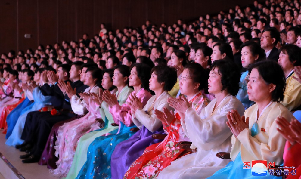 省・中央機関芸術サークル公演