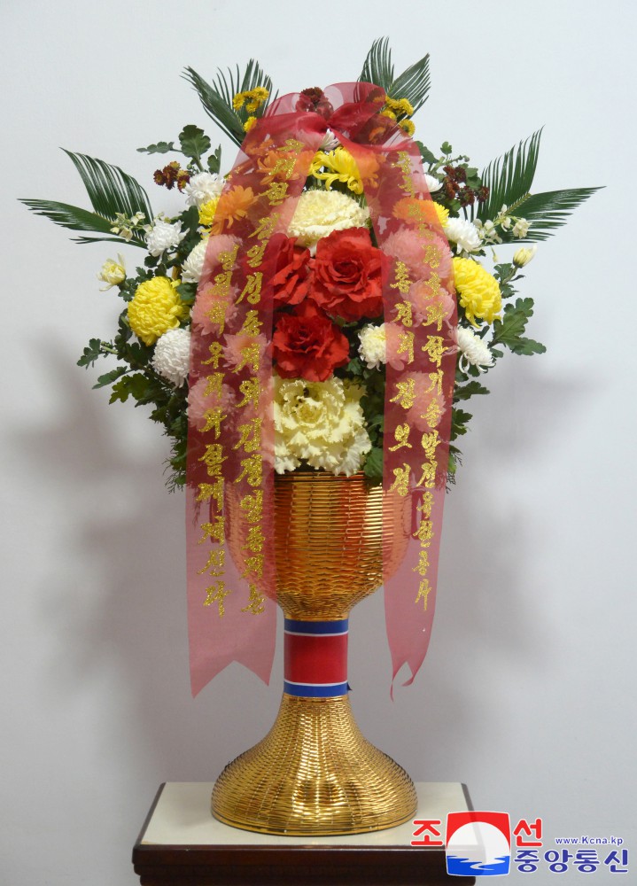 Floral Baskets to Statues of Great Leaders from Foreign Organizations and Personages