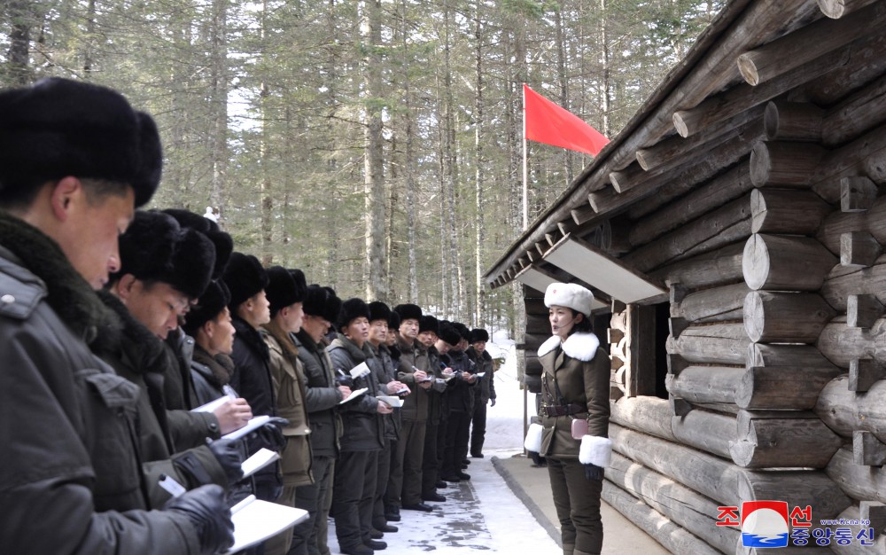 Youth League Officials Tour Revolutionary Battle Sites in Mt Paektu Area