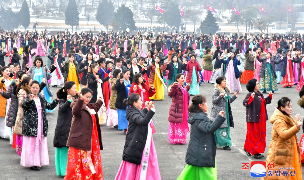 Dancing Party of Women Held in DPRK