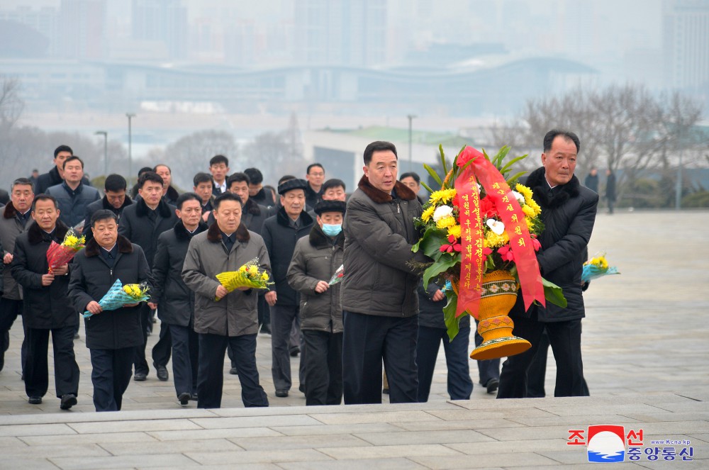 Floral Tribute Paid to Statues of Great Leaders