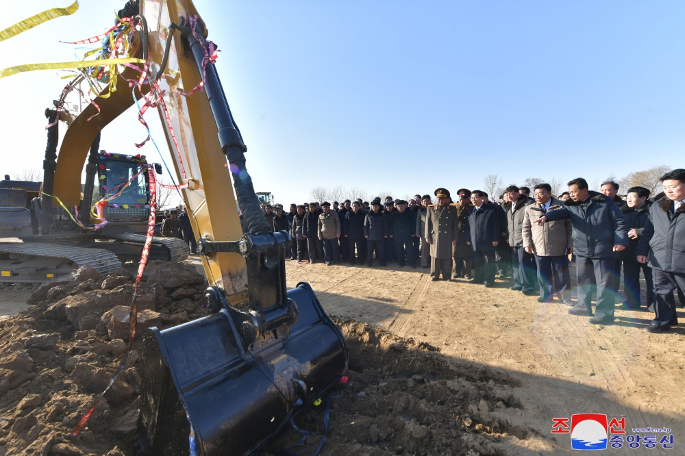 Groundbreaking Ceremony of Regional-industry Factories and Grain Management Station of Hwangju County for Regional Development 20×10 Policy Held in DPRK