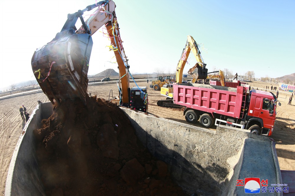 Groundbreaking Ceremony of Regional-industry Factories and Grain Management Station of Hwangju County for Regional Development 20×10 Policy Held in DPRK