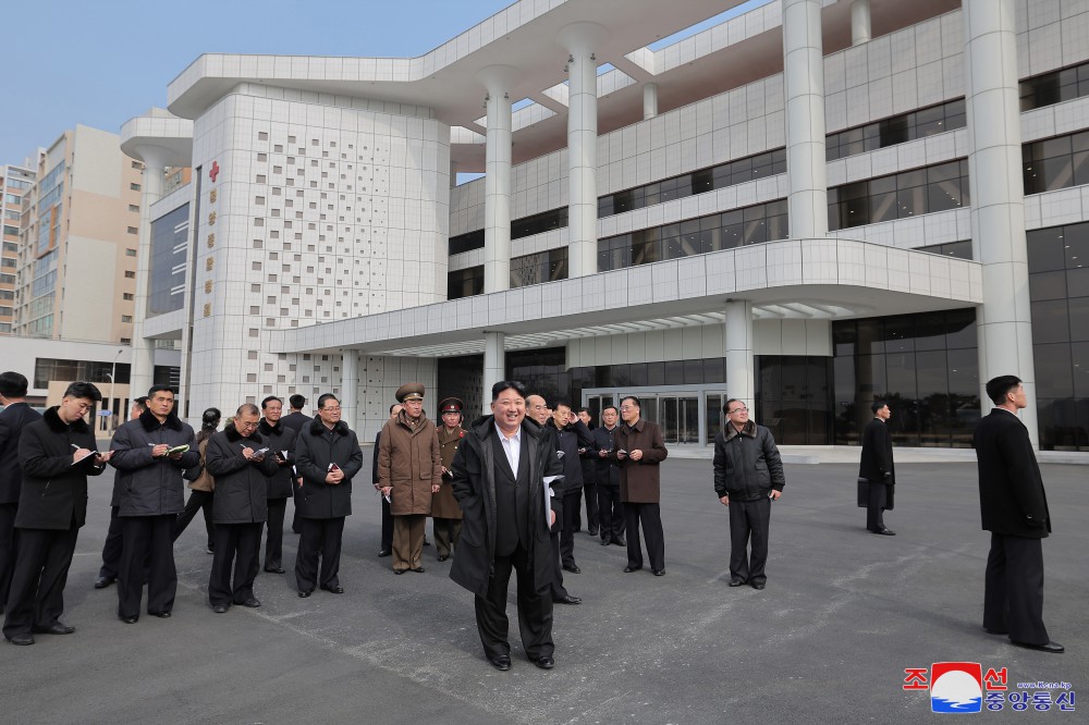 Respected Comrade Kim Jong Un Visits Completed Pyongyang General Hospital