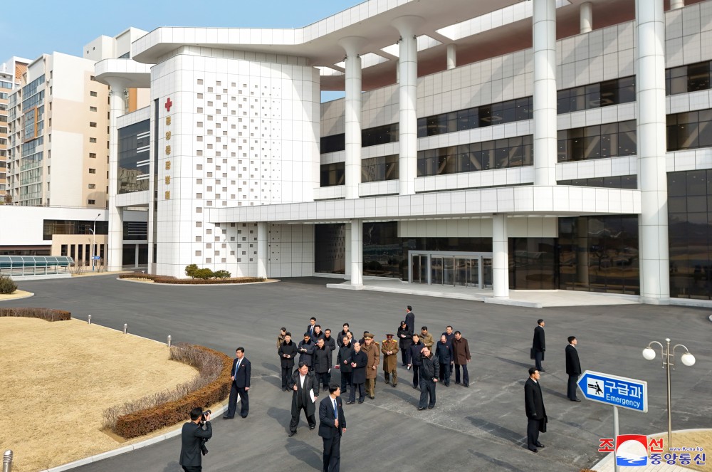 Respected Comrade Kim Jong Un Visits Completed Pyongyang General Hospital