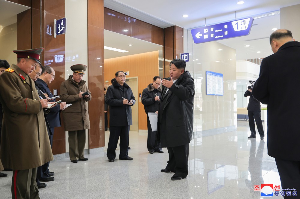 Respected Comrade Kim Jong Un Visits Completed Pyongyang General Hospital