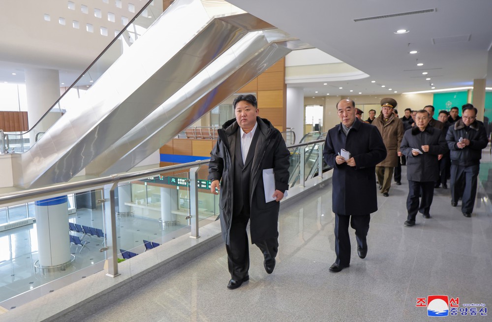 Respected Comrade Kim Jong Un Visits Completed Pyongyang General Hospital