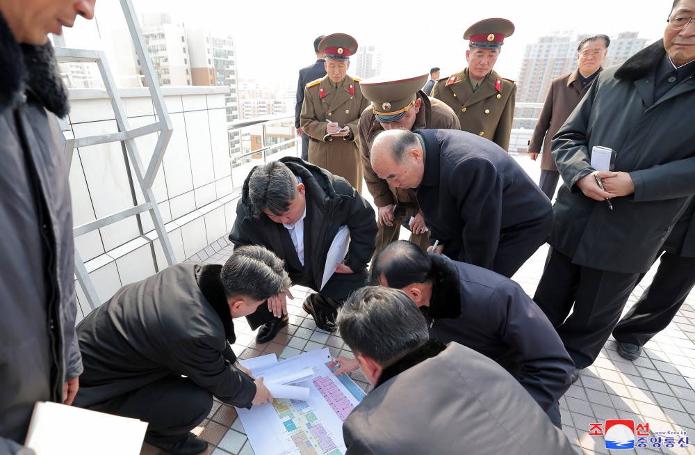 Respected Comrade Kim Jong Un Visits Completed Pyongyang General Hospital