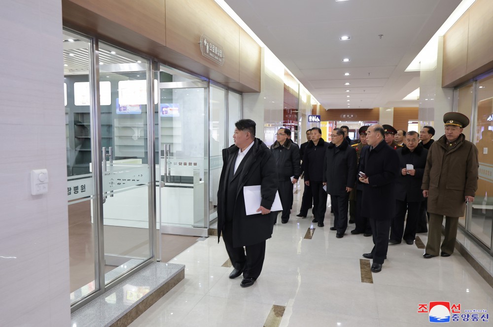 Respected Comrade Kim Jong Un Visits Completed Pyongyang General Hospital