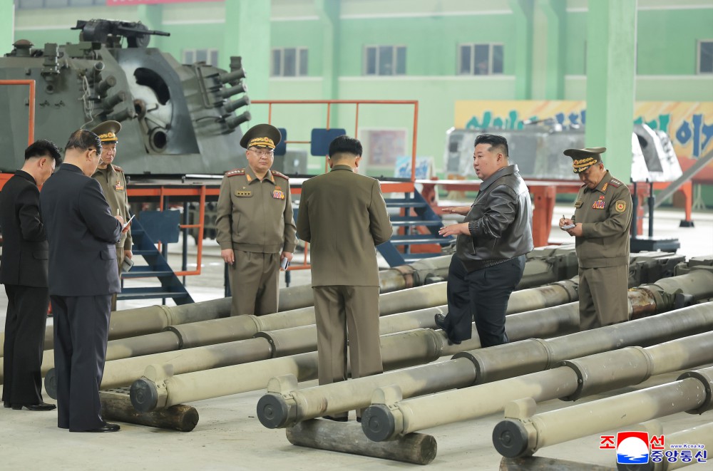 Respected Comrade Kim Jong Un Gives Field Guidance at Major Tank Factory