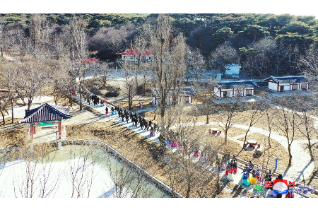 Ryonggang Folklore Park