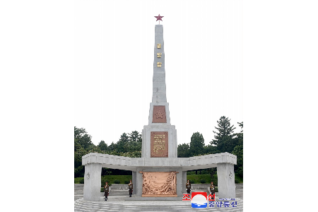 Canciller bielorruso visita varios lugares de Pyongyang